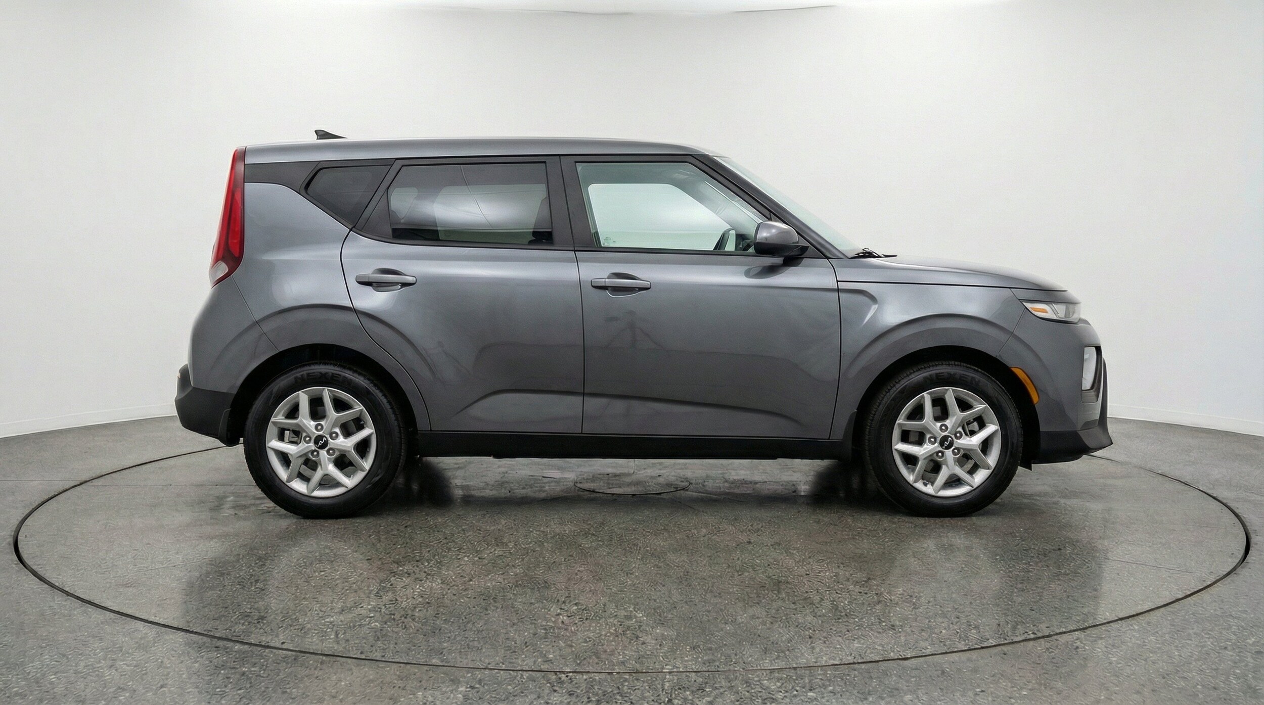 Thumbnail: 2025 Kia Soul - 10