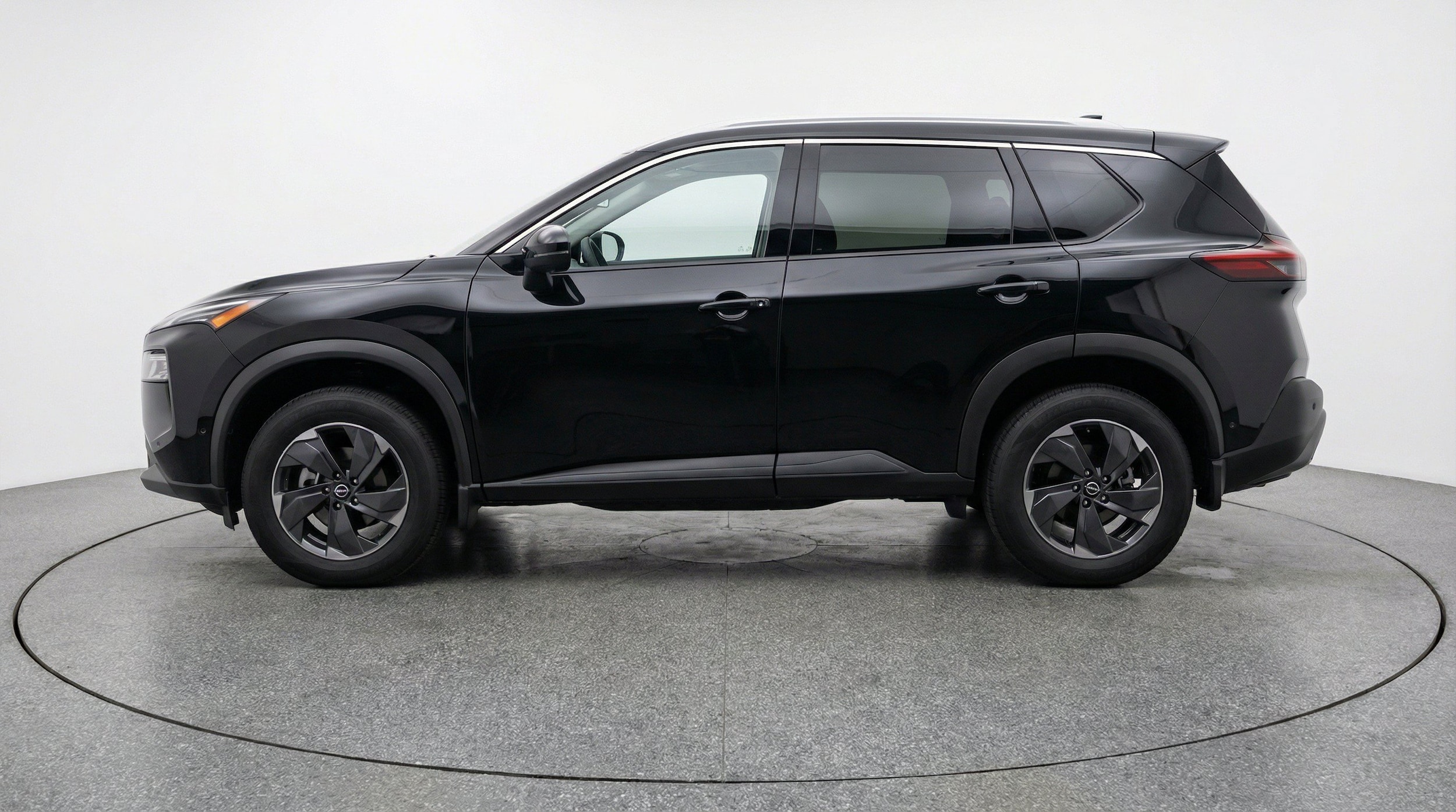 Thumbnail: 2025 Nissan Rogue - 5