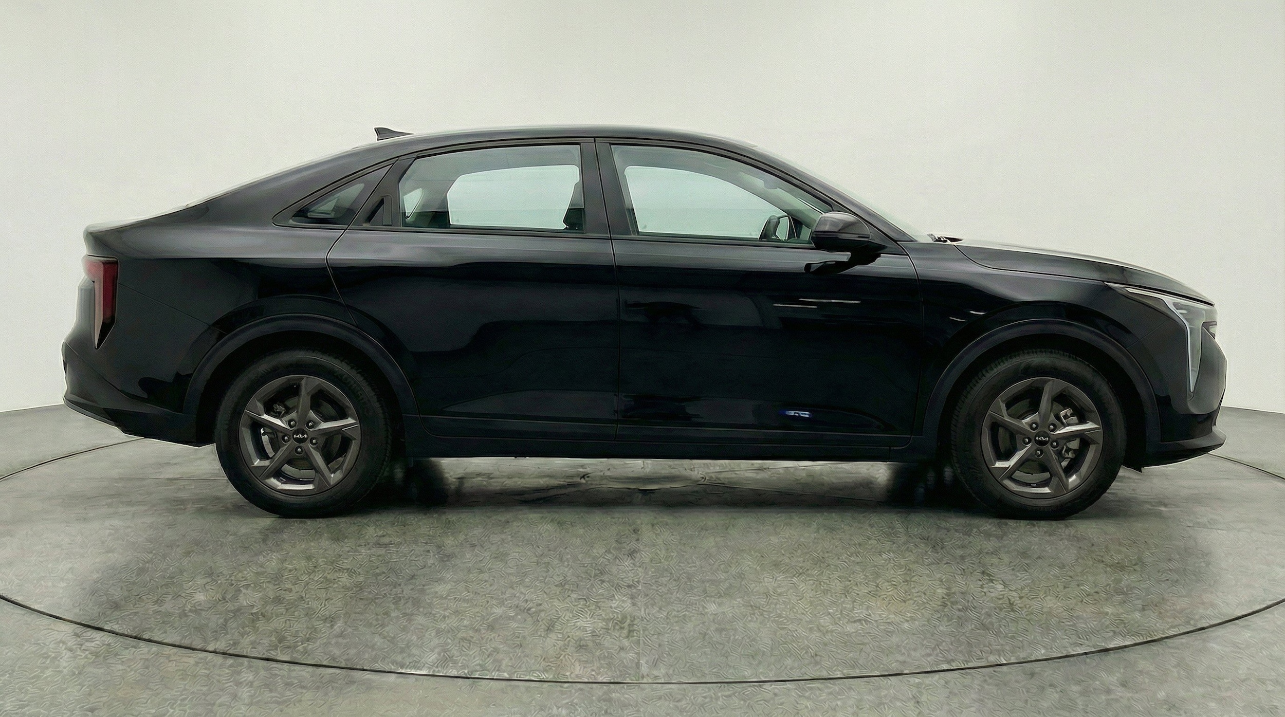 Thumbnail: 2025 Kia K4 - 10