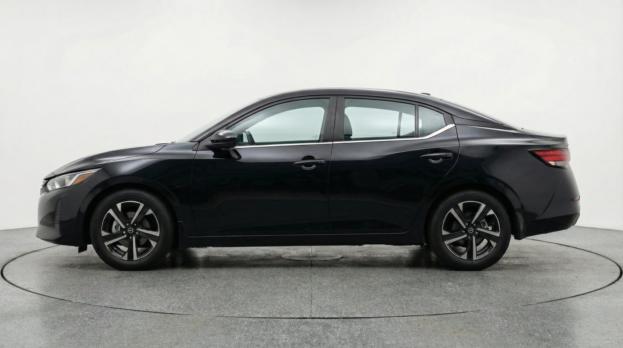 Thumbnail: 2025 Nissan Sentra - 5