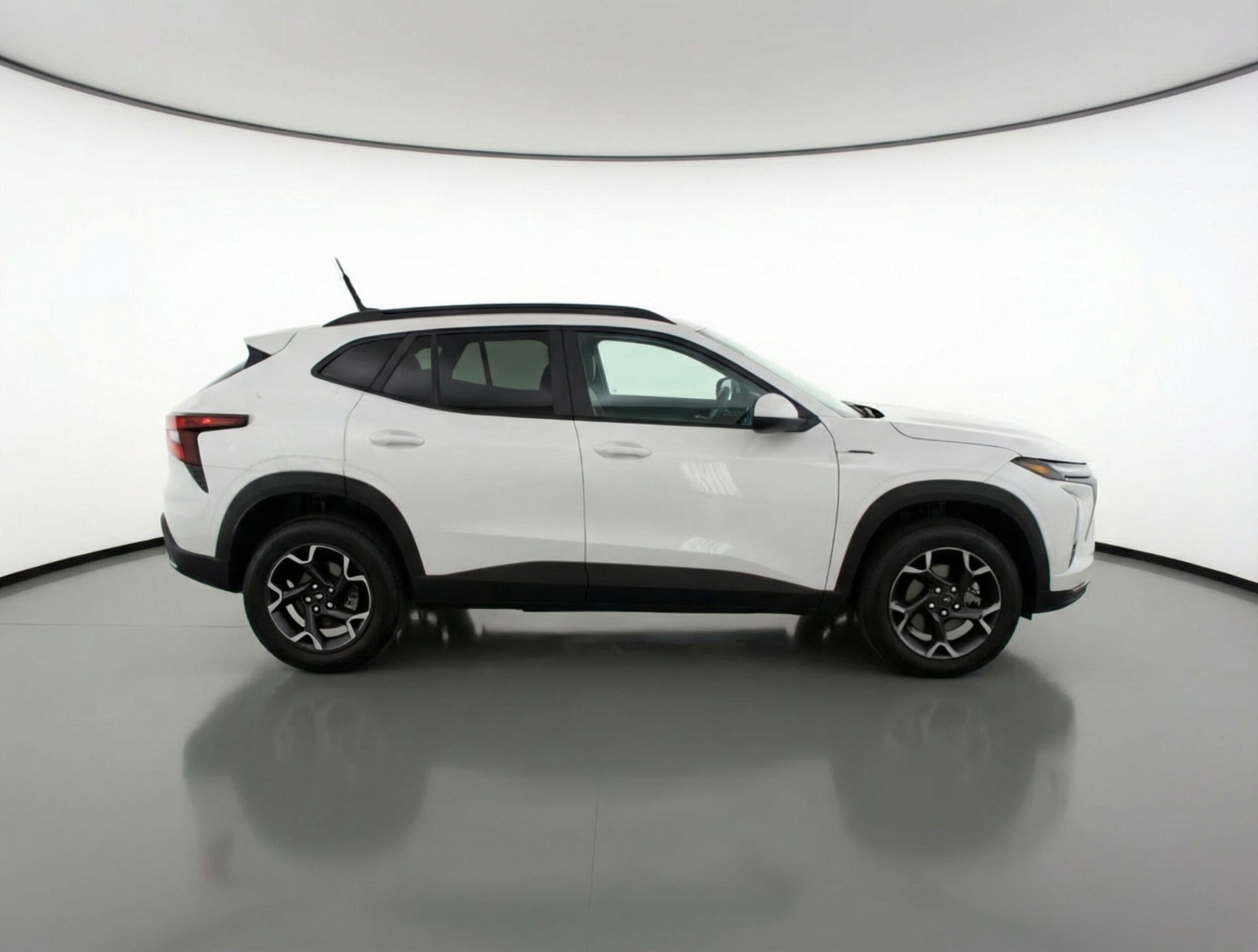 Thumbnail: 2025 Chevrolet Trax - 10