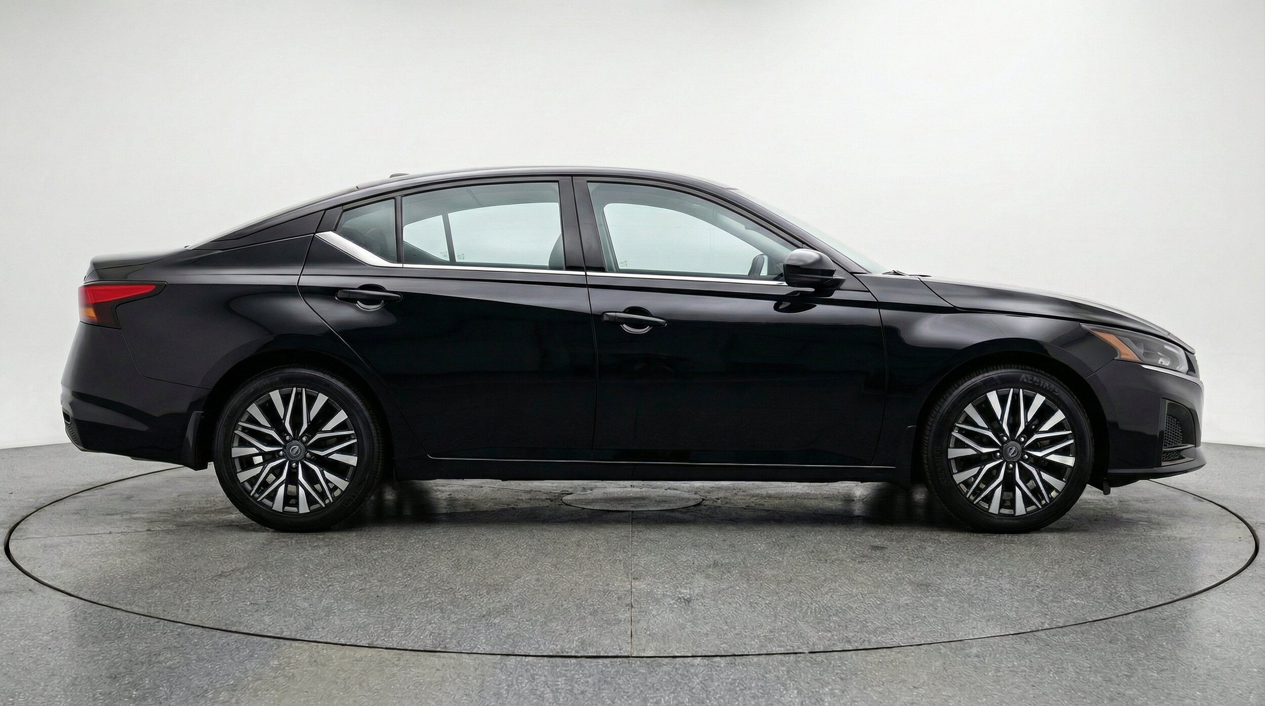 Thumbnail: 2026 Nissan Altima - 10