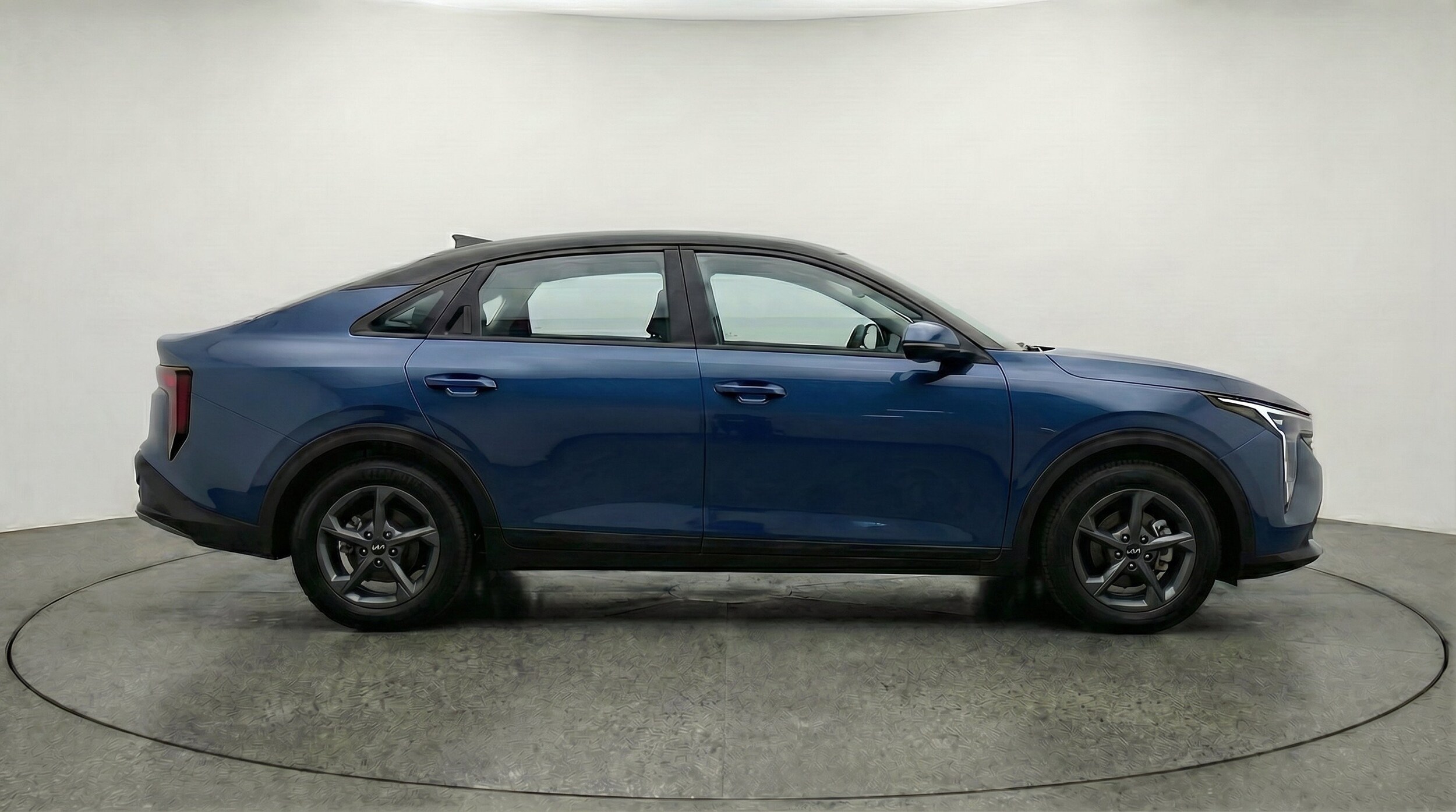 Thumbnail: 2025 Kia K4 - 10