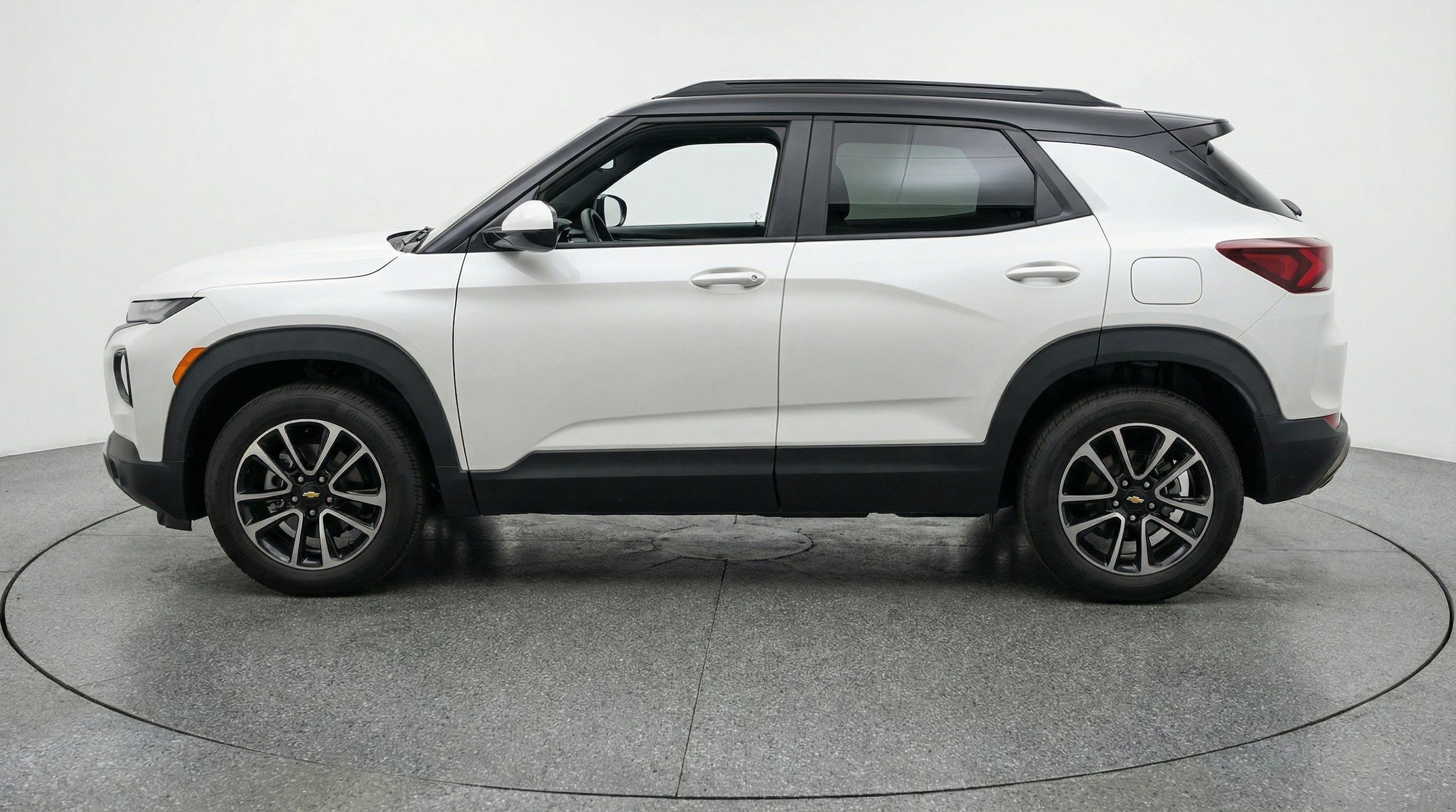 Thumbnail: 2025 Chevrolet TrailBlazer - 5