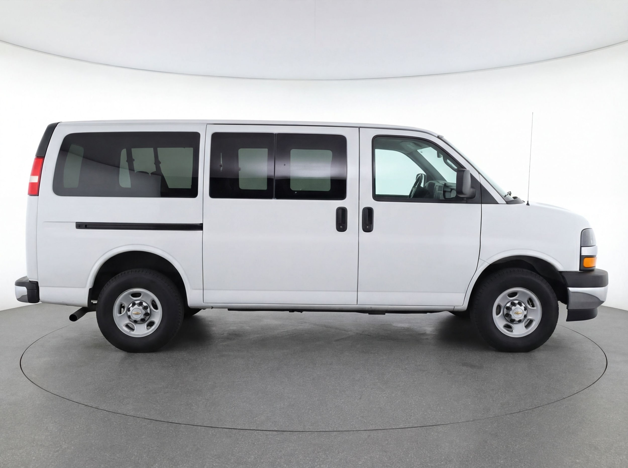 Thumbnail: 2025 Chevrolet Express - 10