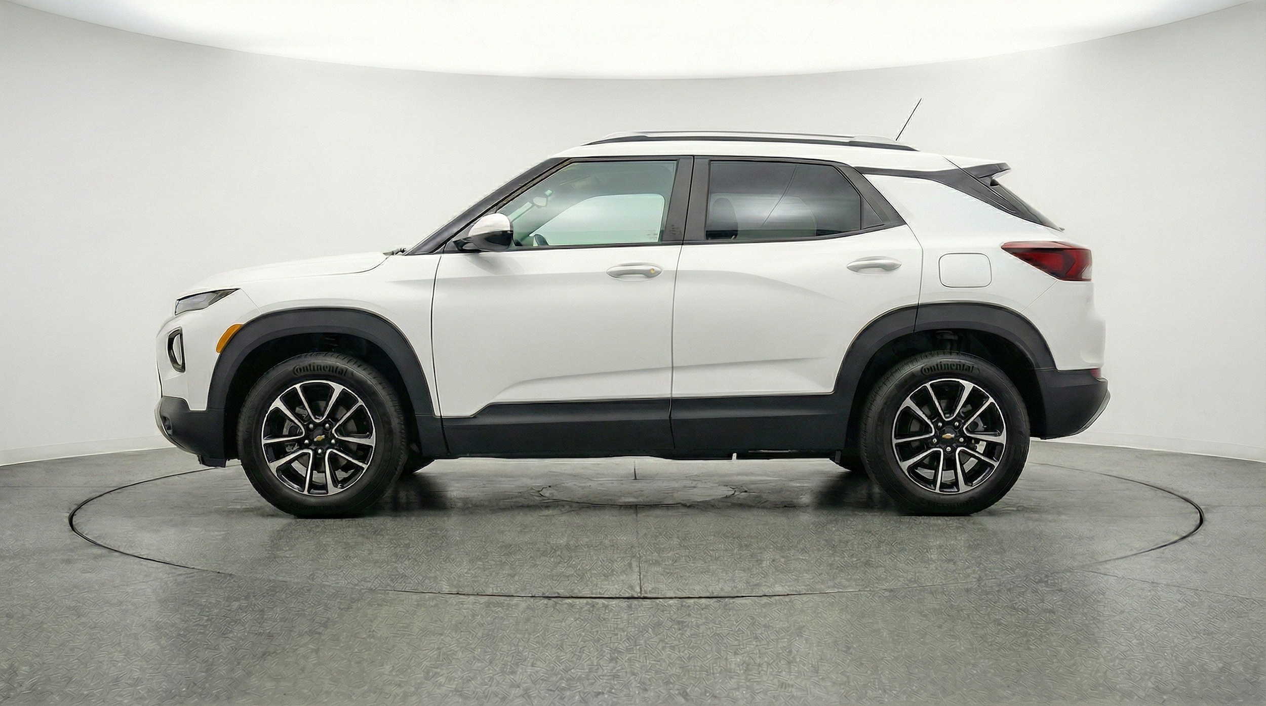 Thumbnail: 2025 Chevrolet TrailBlazer - 5