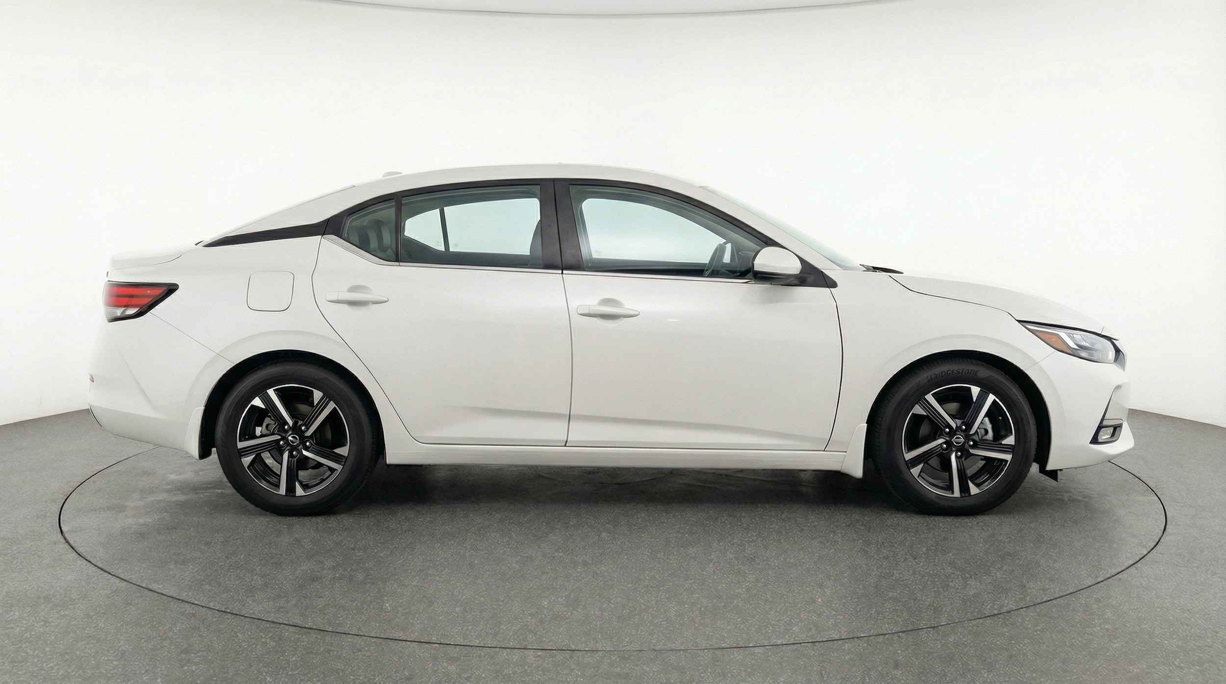 Thumbnail: 2025 Nissan Sentra - 11