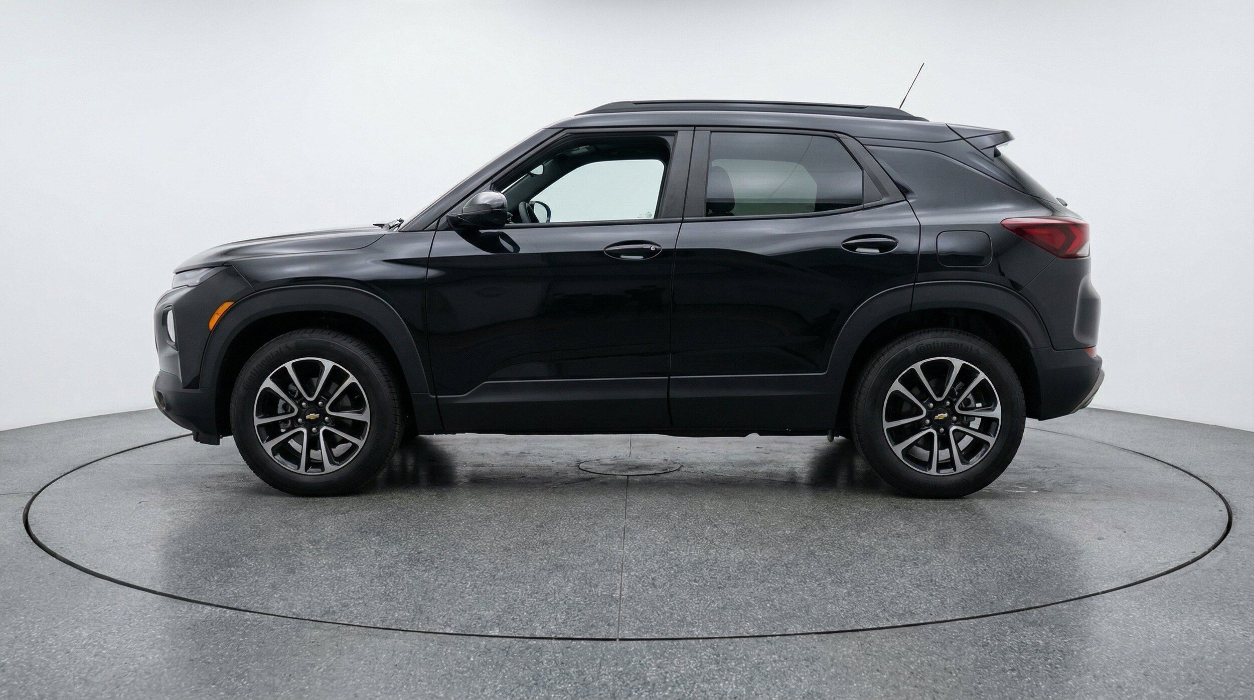 Thumbnail: 2025 Chevrolet TrailBlazer - 5