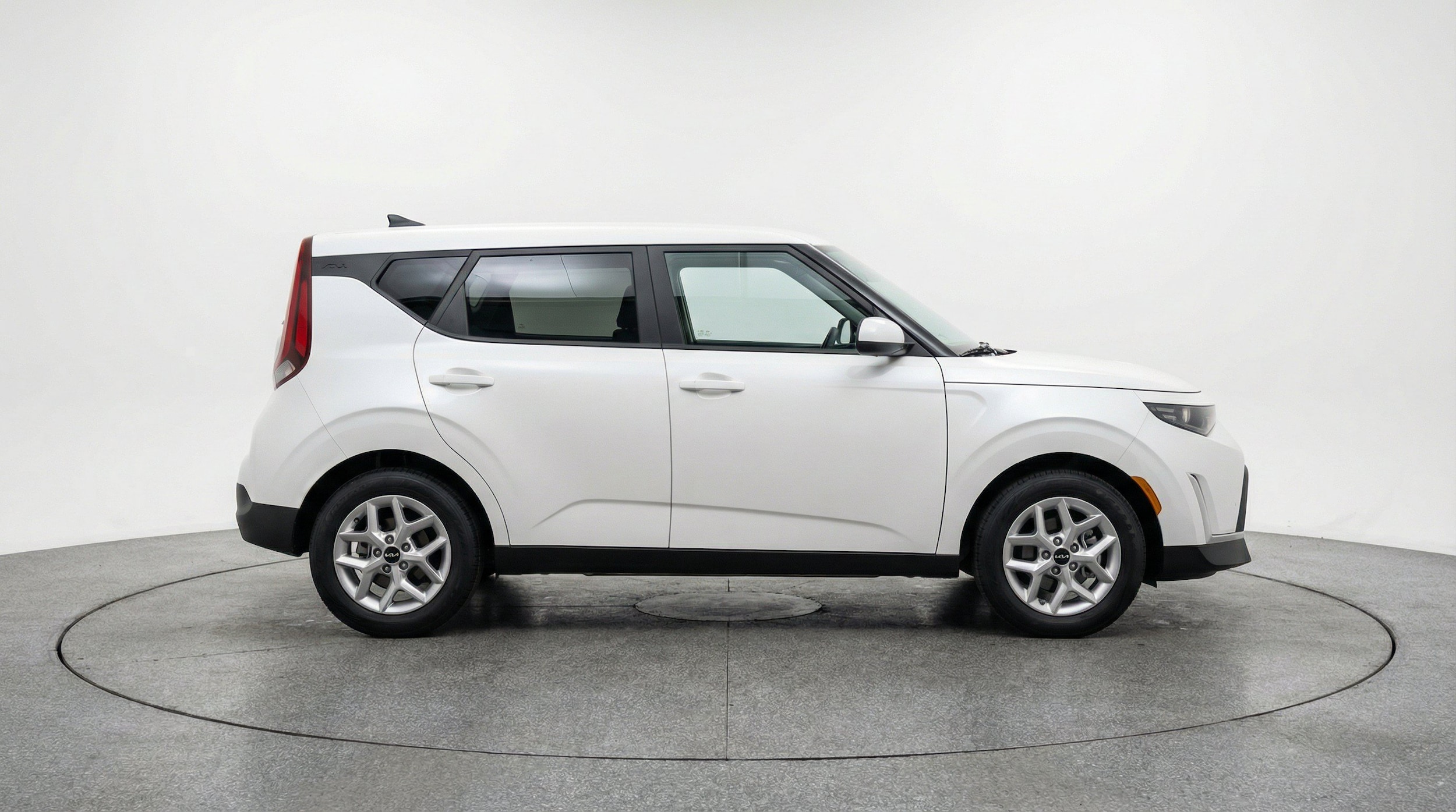 Thumbnail: 2025 Kia Soul - 10