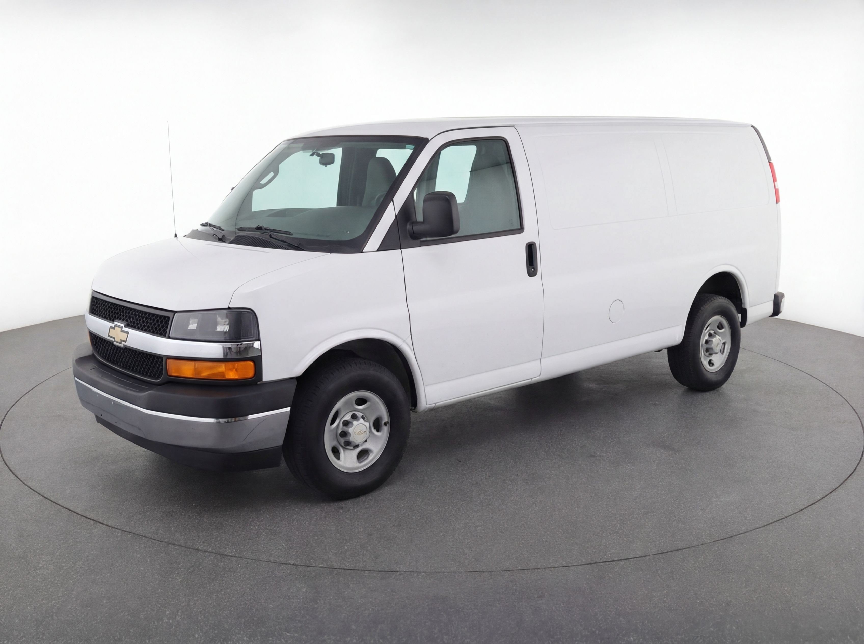 Thumbnail: 2025 Chevrolet Express - 3