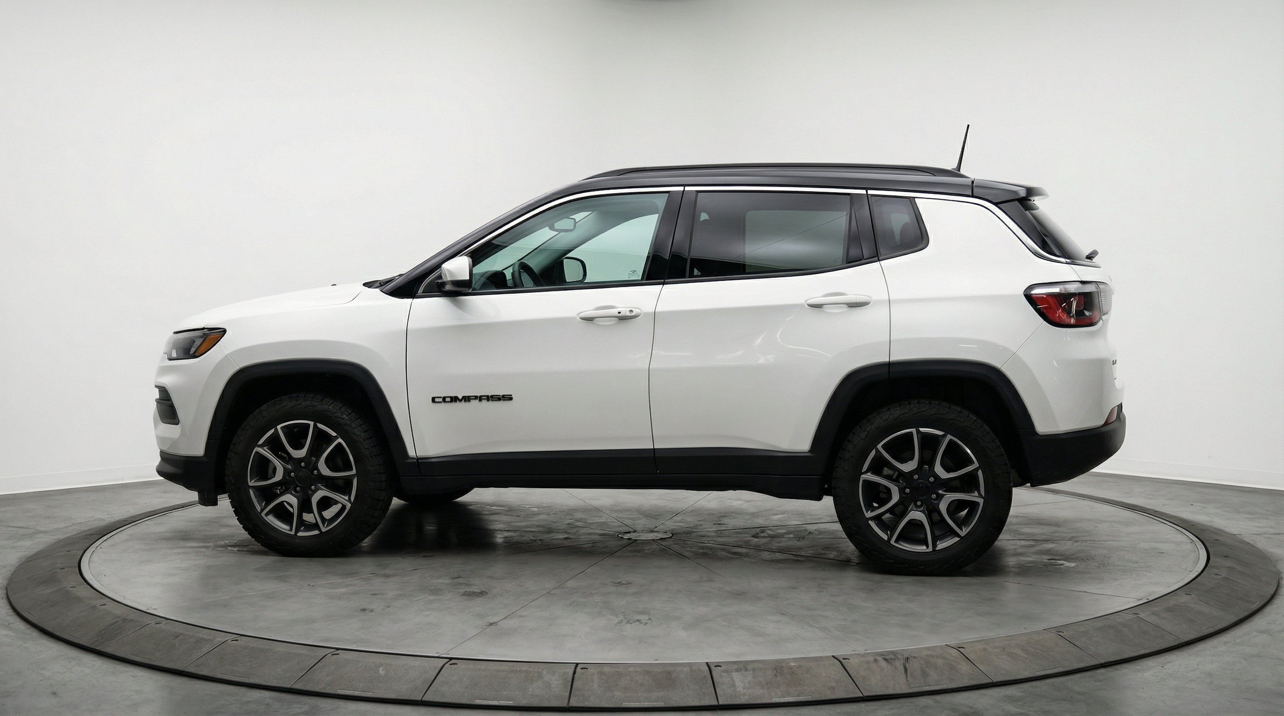 Thumbnail: 2025 Jeep Compass - 5
