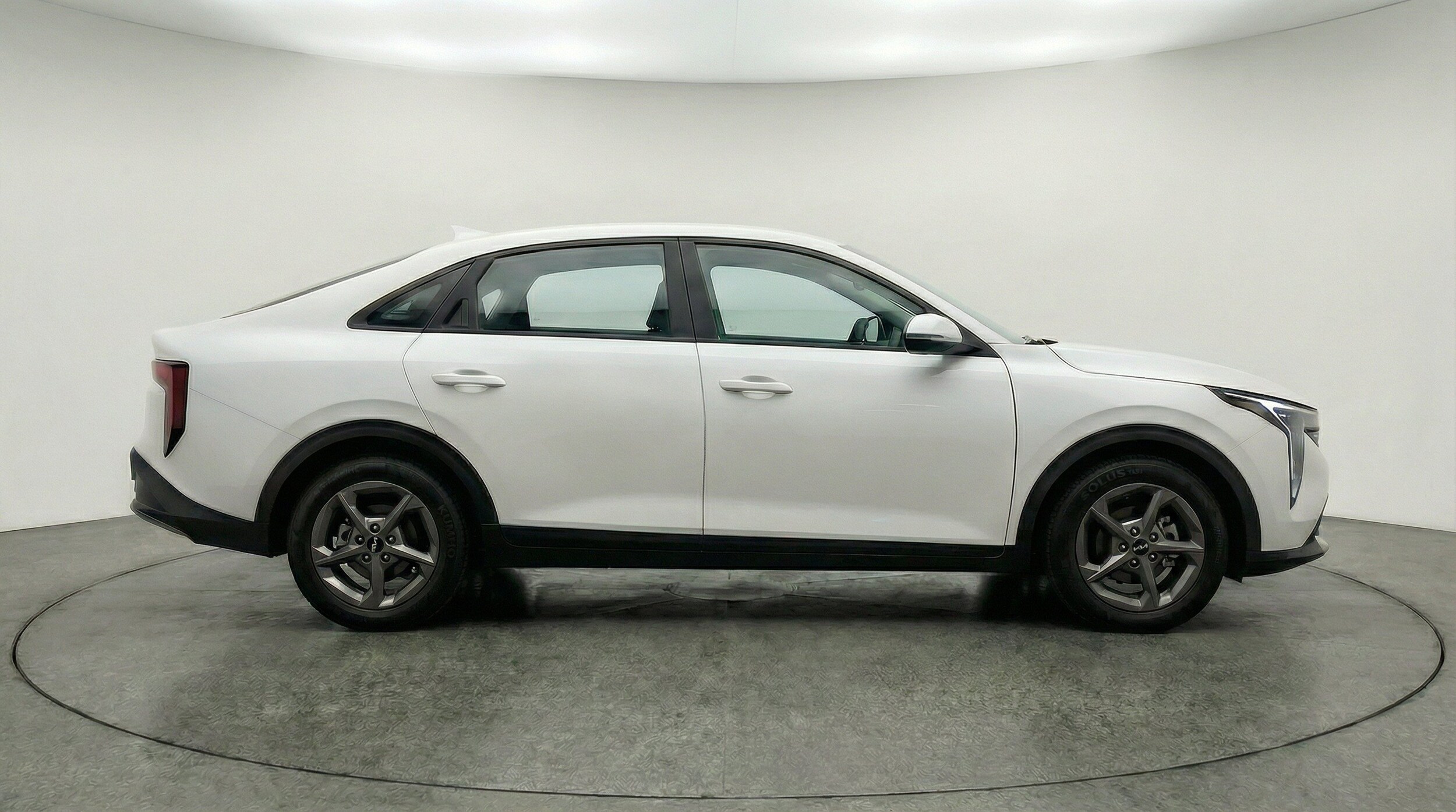 Thumbnail: 2025 Kia K4 - 10