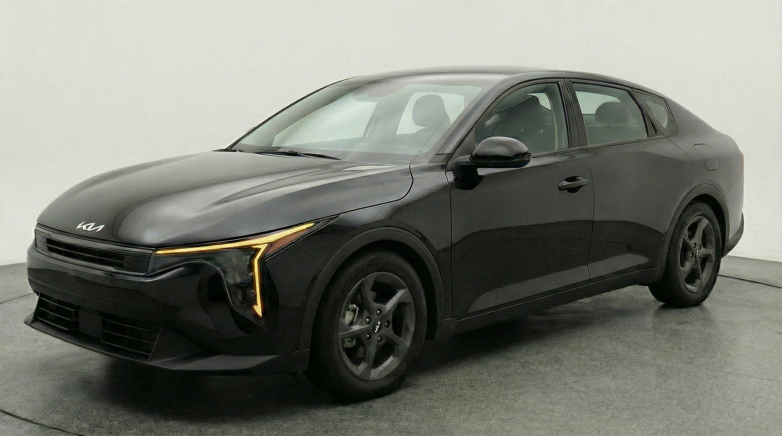 Thumbnail: 2025 Kia K4 - 3
