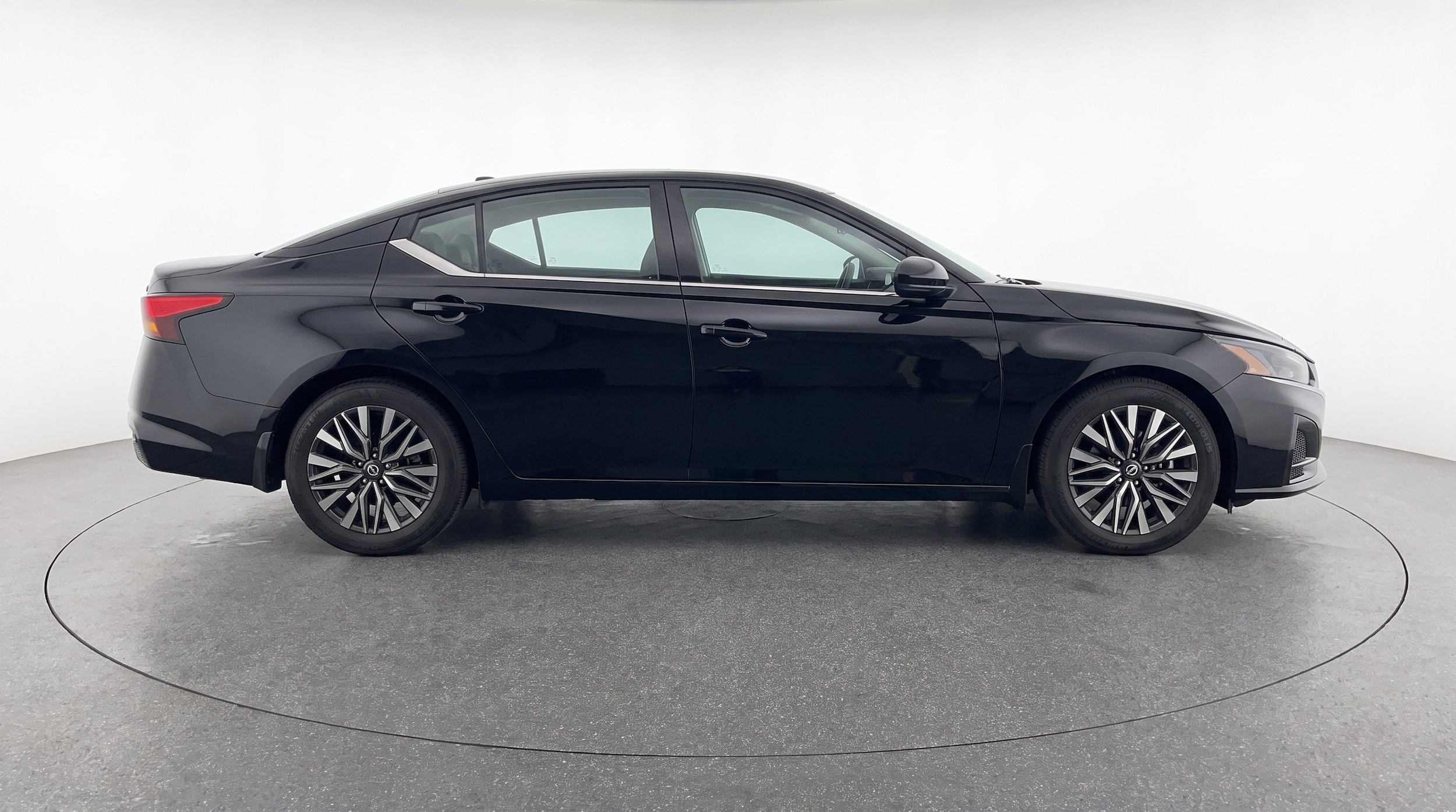 Thumbnail: 2026 Nissan Altima - 10