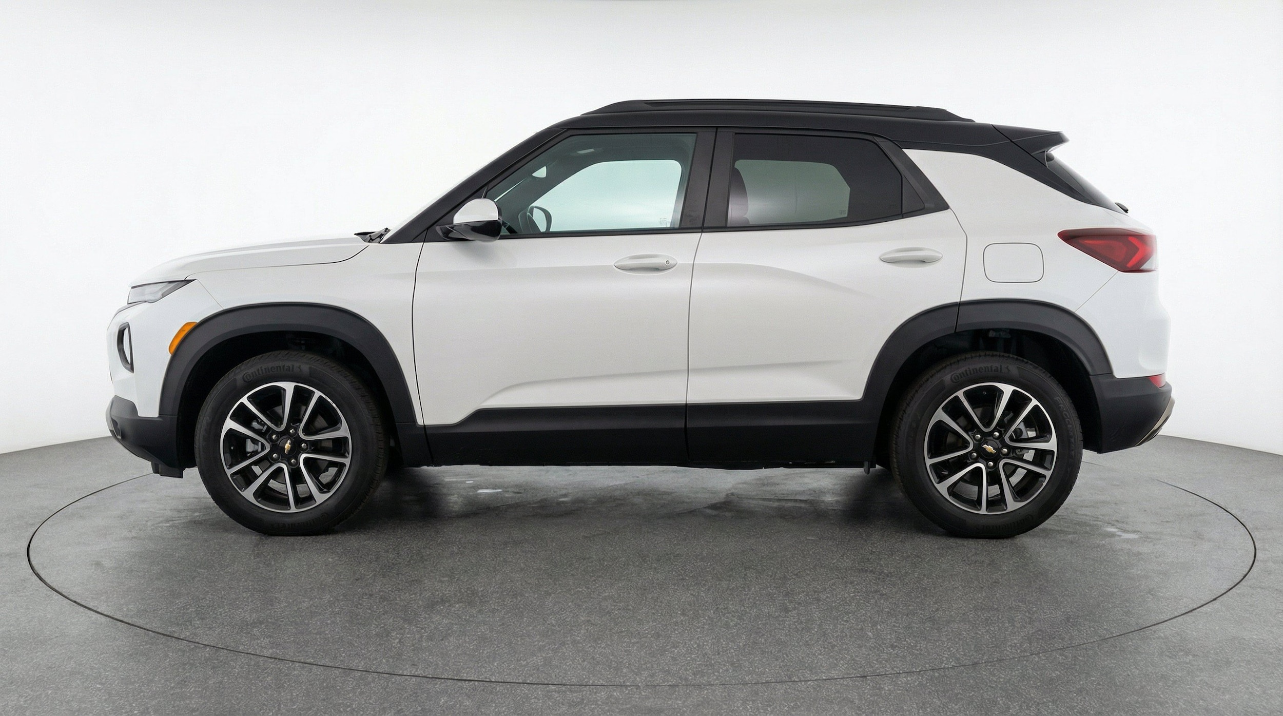 Thumbnail: 2025 Chevrolet TrailBlazer - 5