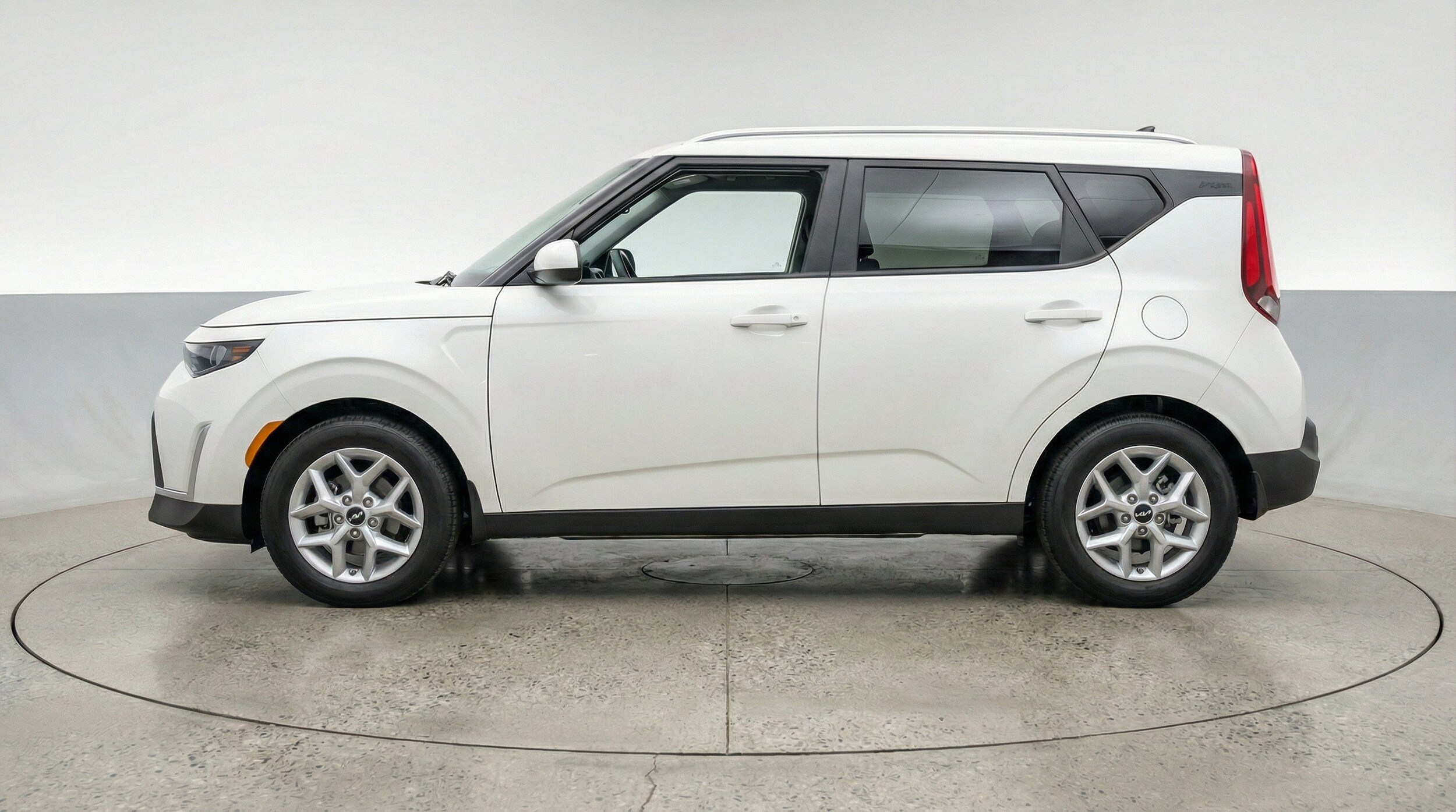 Thumbnail: 2025 Kia Soul - 5