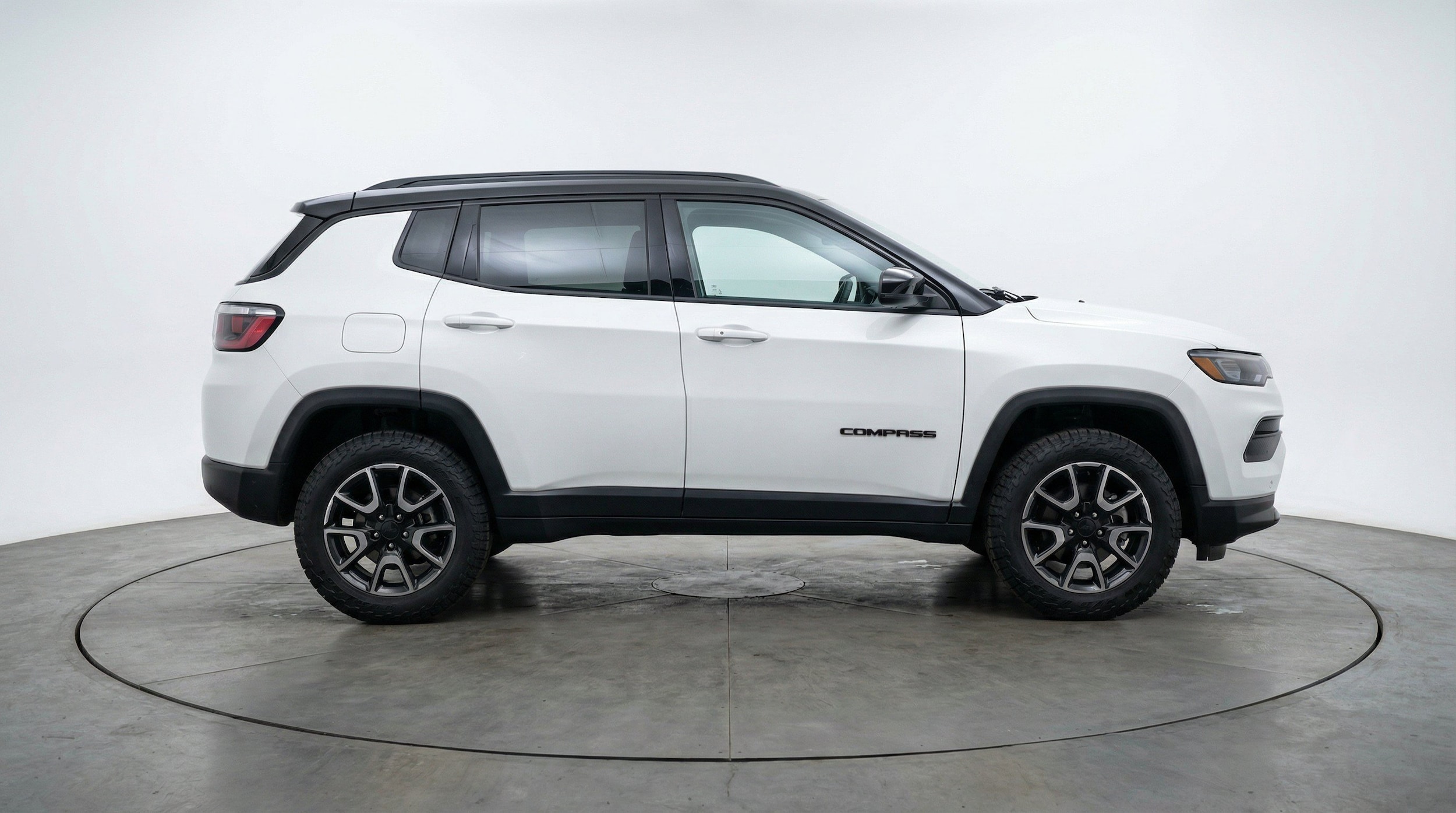 Thumbnail: 2025 Jeep Compass - 11