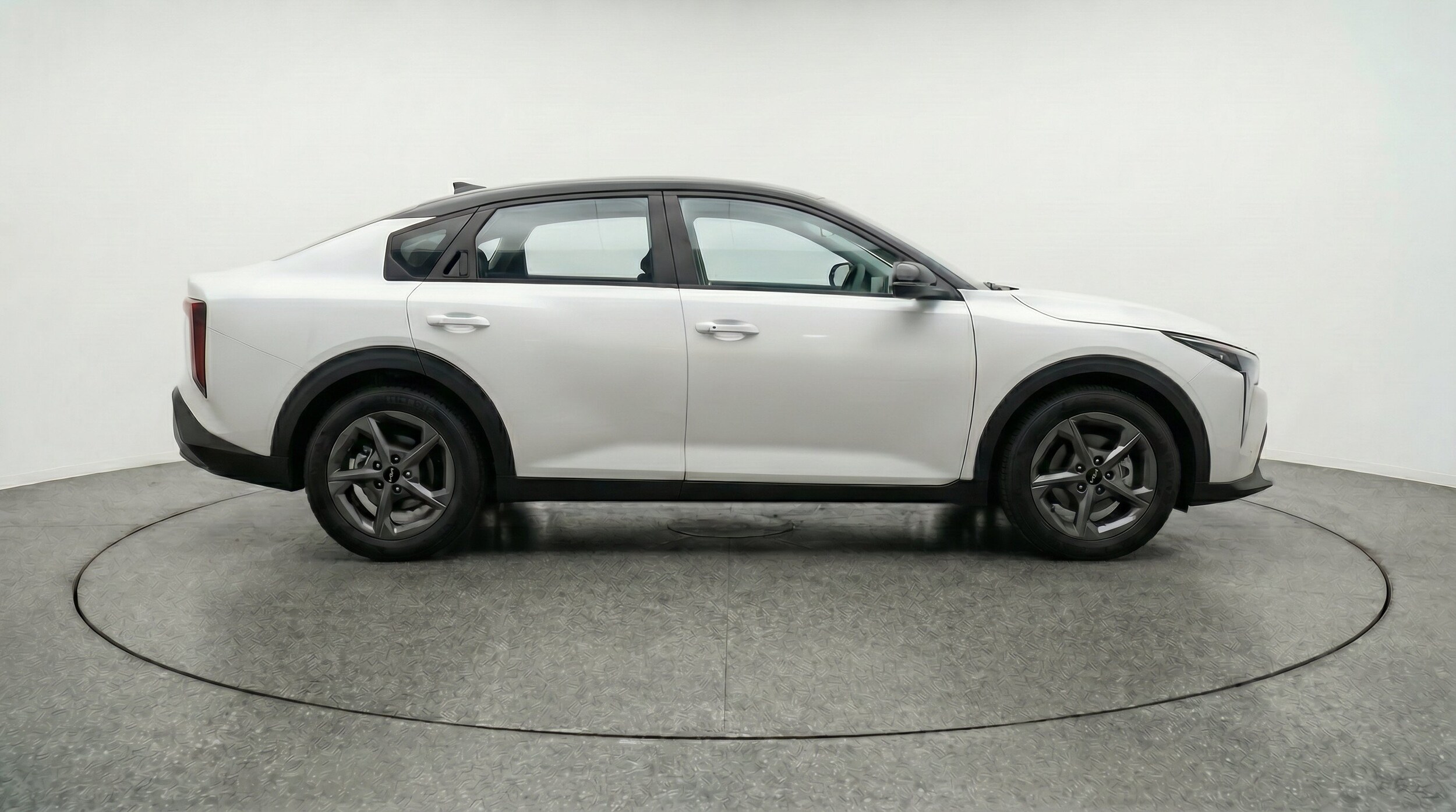 Thumbnail: 2026 Kia K4 - 10