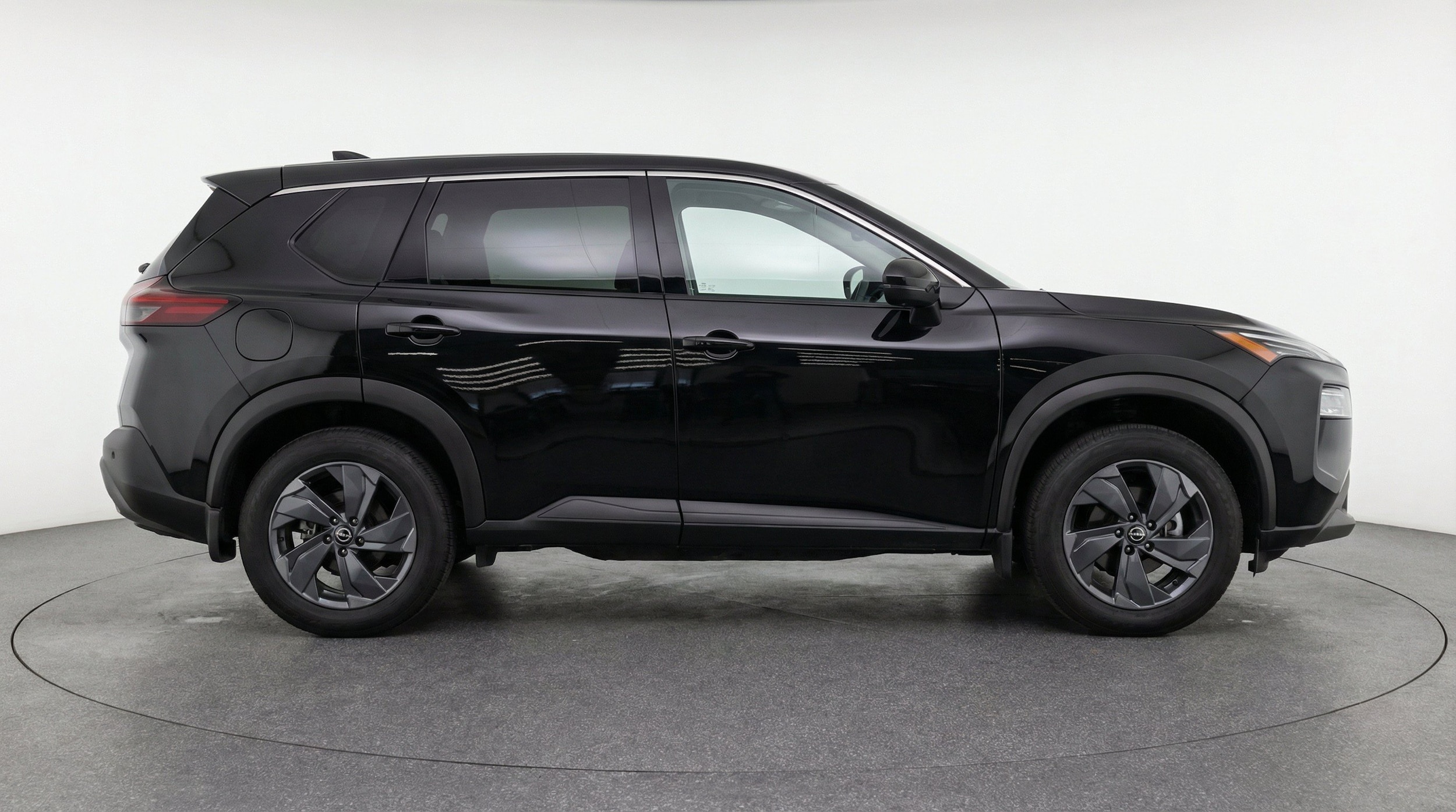 Thumbnail: 2025 Nissan Rogue - 10