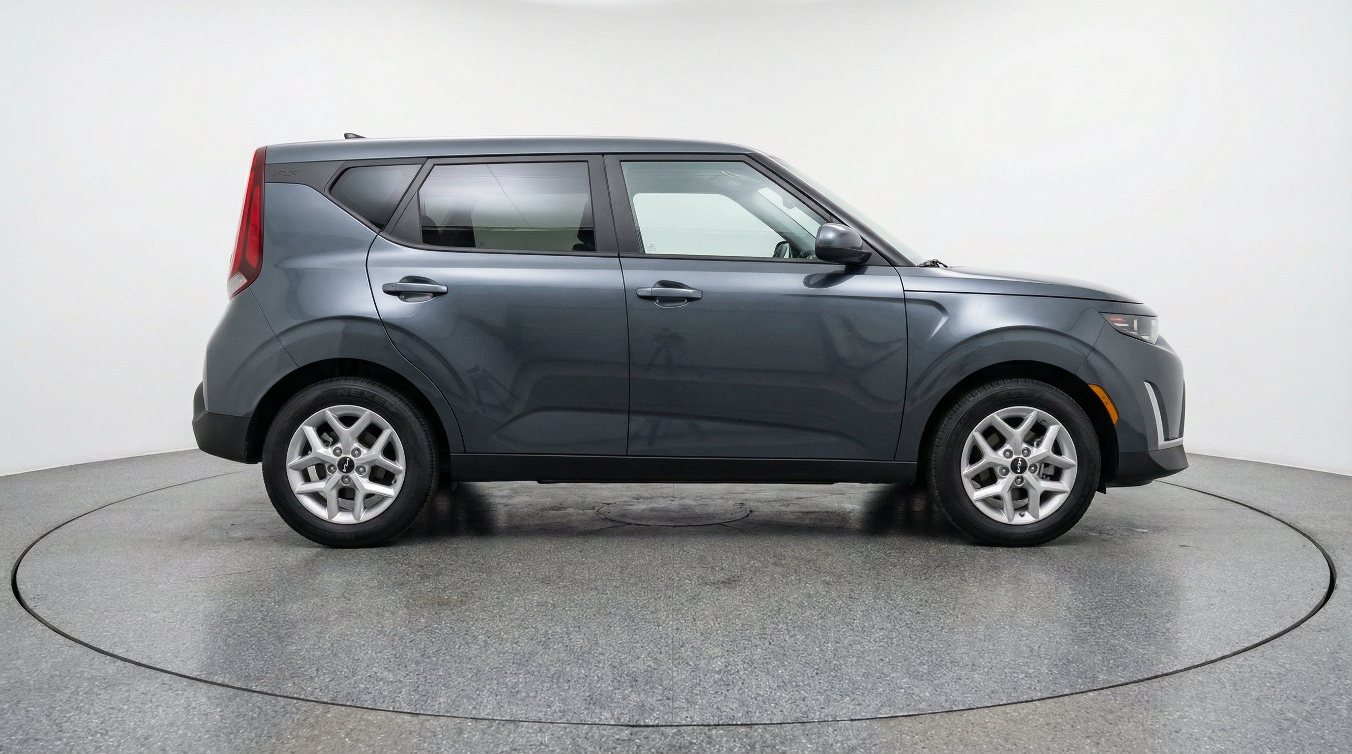 Thumbnail: 2025 Kia Soul - 10