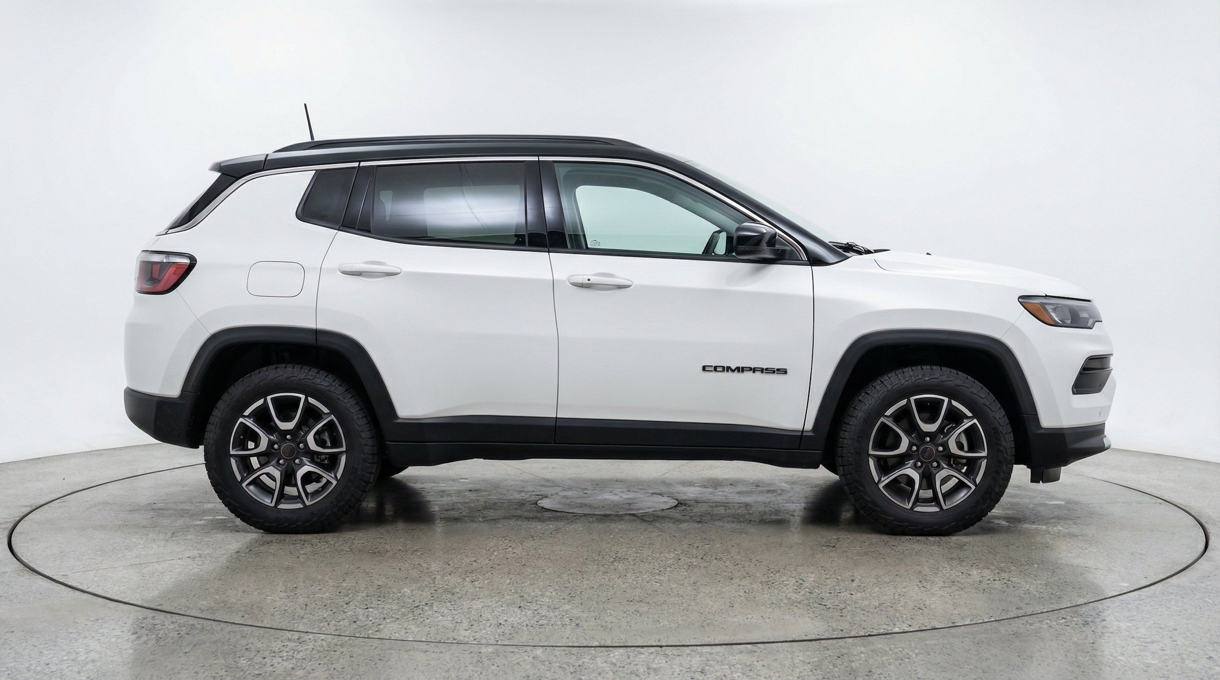 Thumbnail: 2025 Jeep Compass - 10