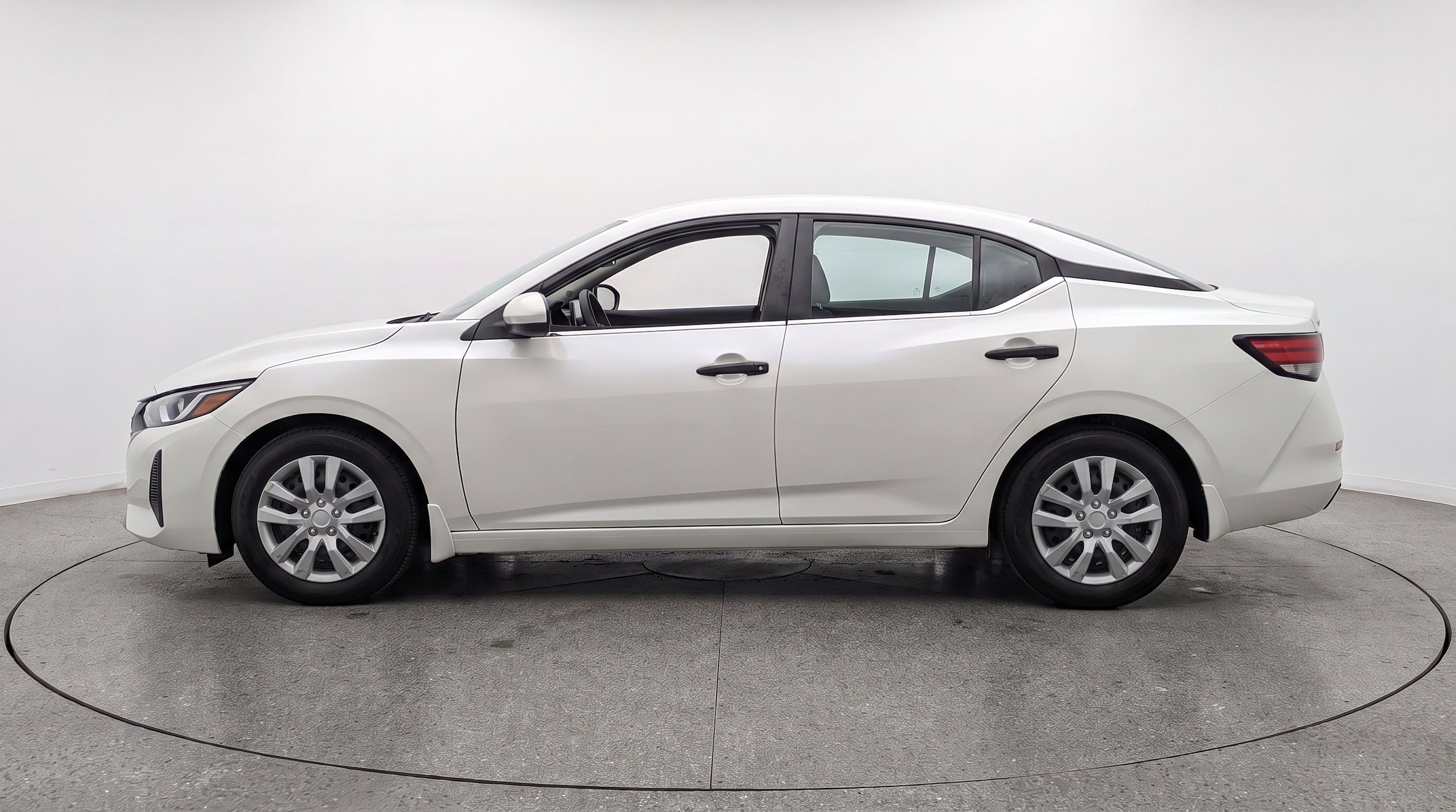 Thumbnail: 2025 Nissan Sentra - 5