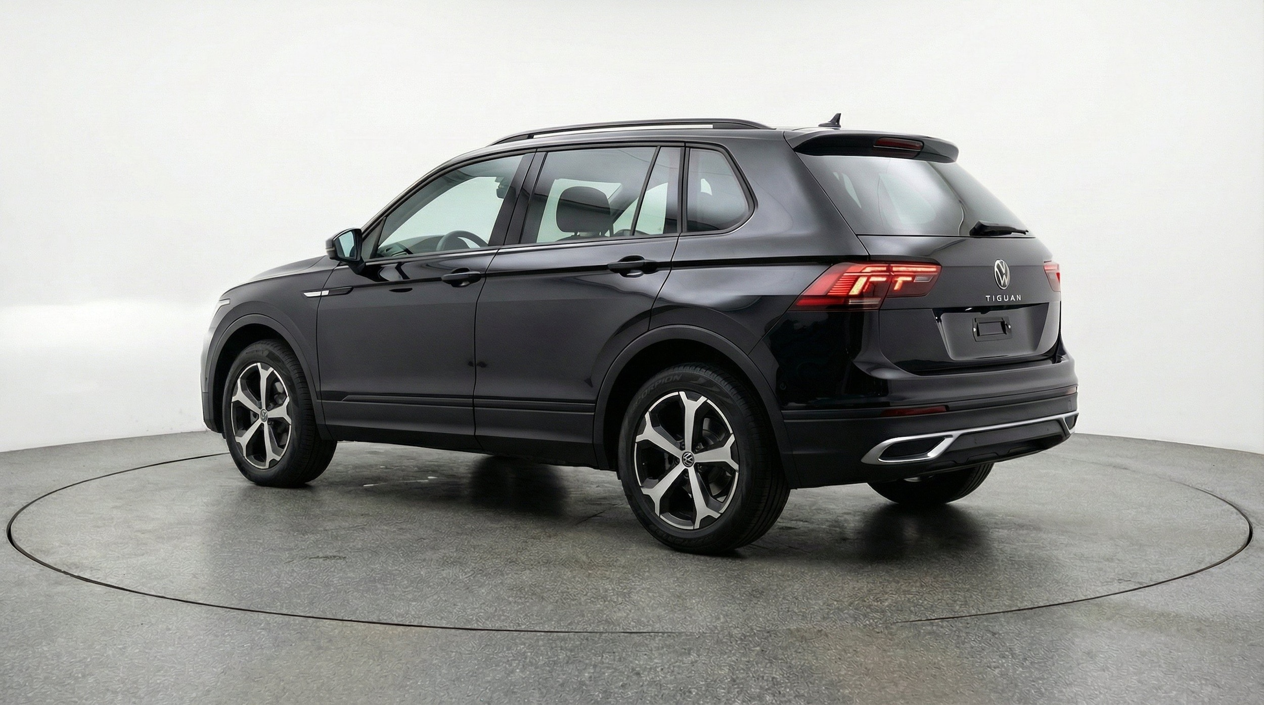 Thumbnail: 2026 Volkswagen Tiguan - 6