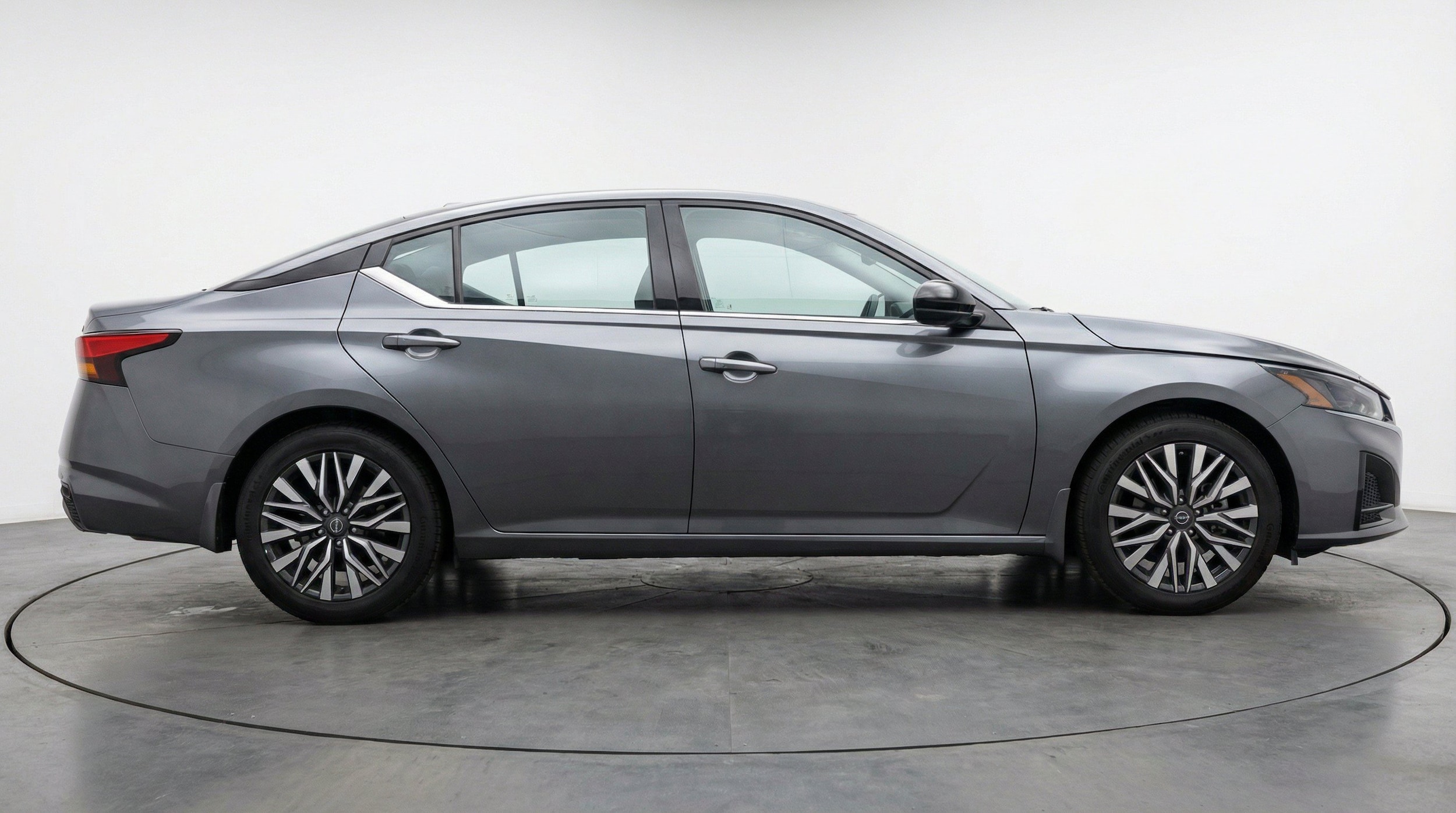 Thumbnail: 2025 Nissan Altima - 10