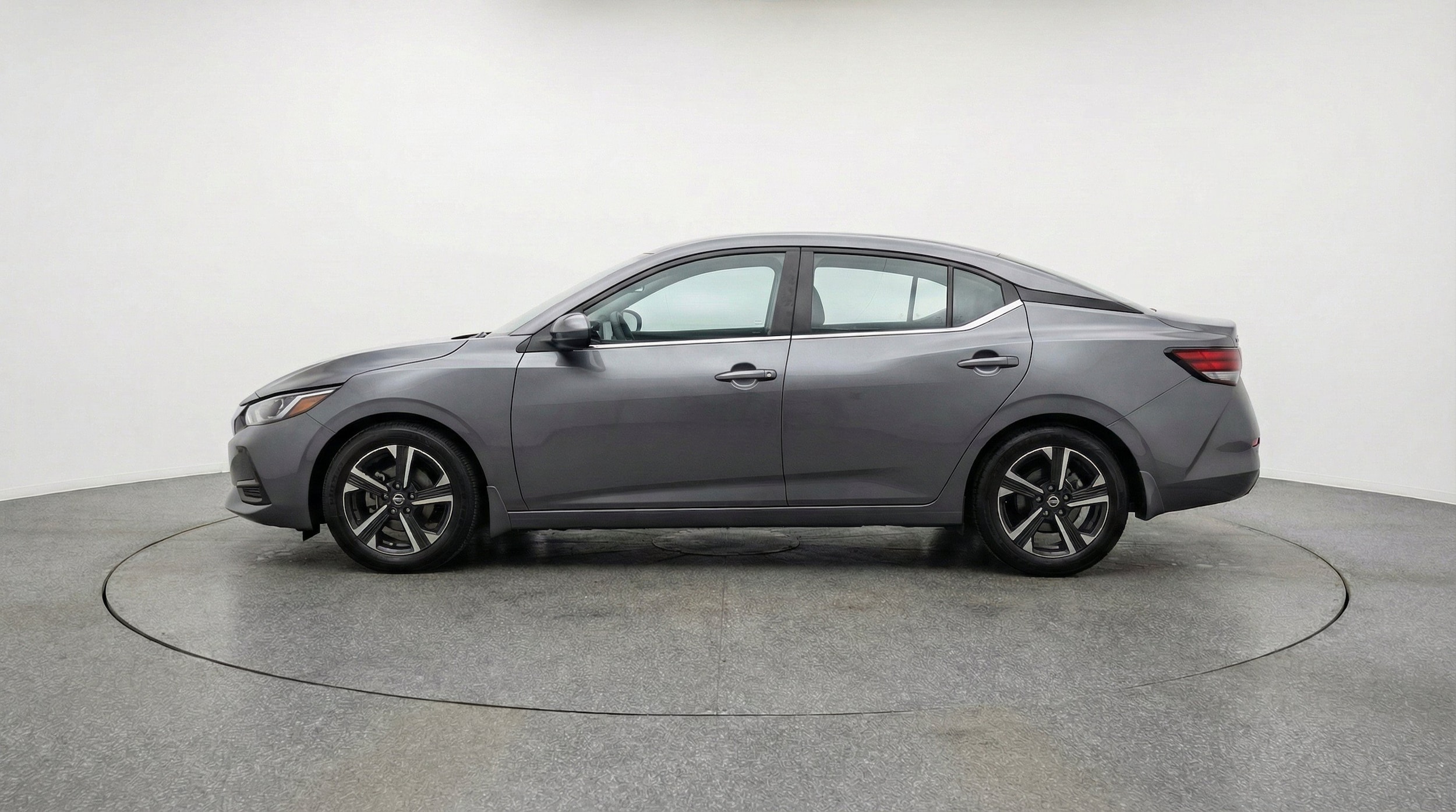 Thumbnail: 2025 Nissan Sentra - 5