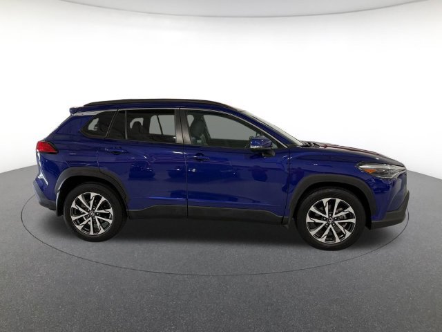 Used 2022 Toyota Corolla Cross XLE Sport Utility