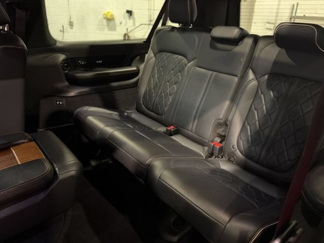 2024 Jeep Grand Wagoneer L Series III - Photo 18