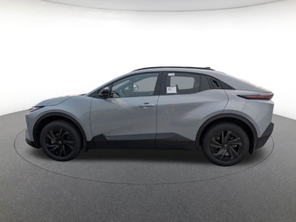 New 2026 Toyota C-HR SE SE AWD