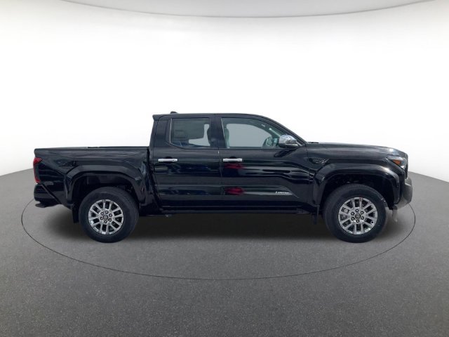 2025 Toyota Tacoma Limited - Photo 5
