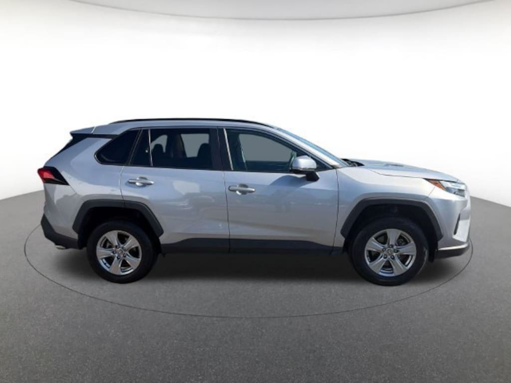 Used 2024 Toyota RAV4 XLE Sport Utility