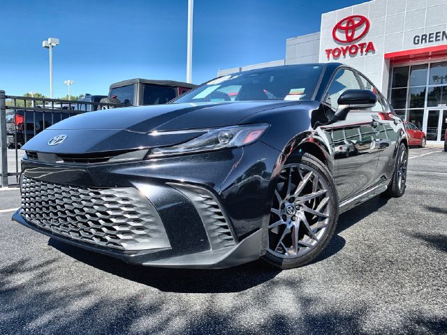 Used 2025 Toyota Camry SE Sedan