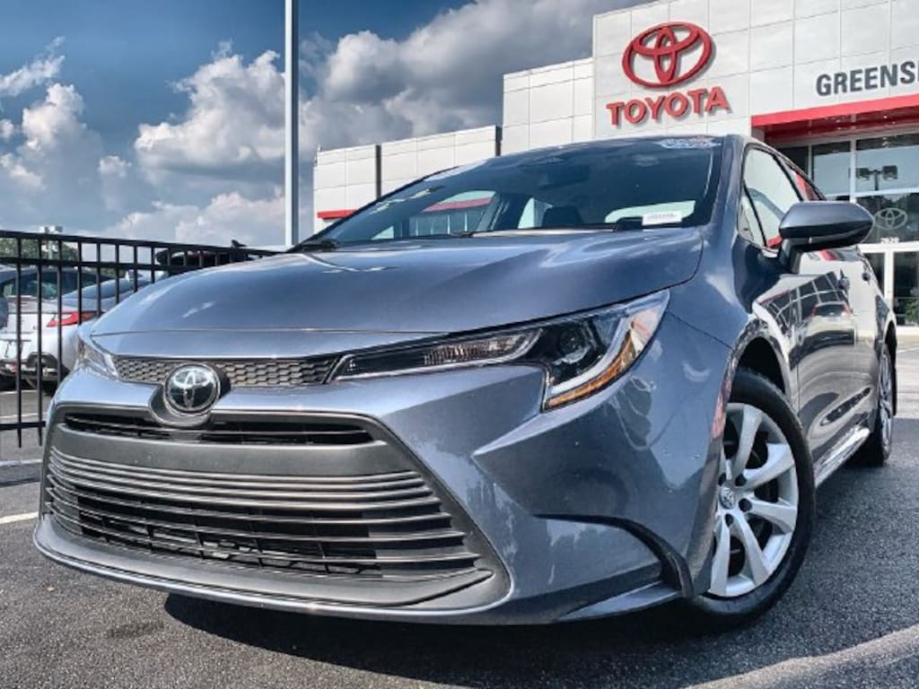 Certified 2025 Toyota Corolla LE Sedan