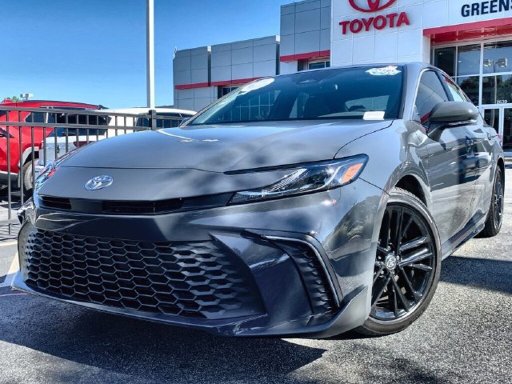 Used 2026 Toyota Camry SE Sedan