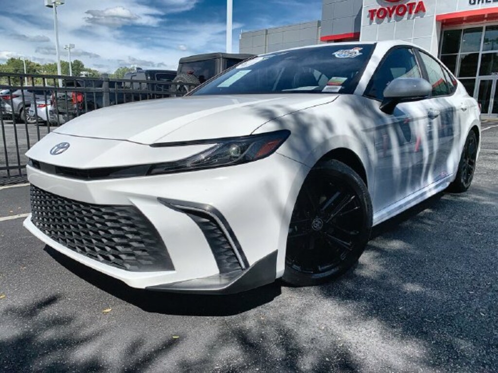 Certified 2025 Toyota Camry SE Sedan