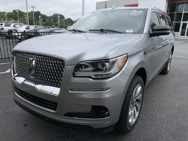 2024 Lincoln Navigator