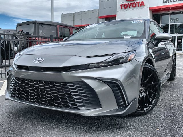 Used 2026 Toyota Camry SE Sedan