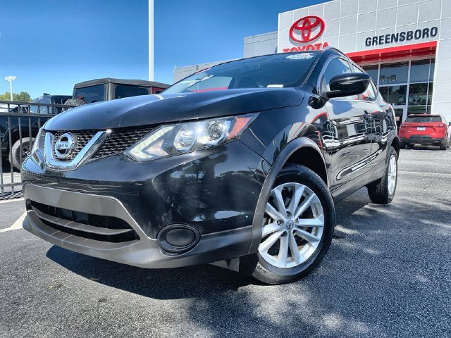 Used 2017 Nissan Rogue Sport SV Sport Utility