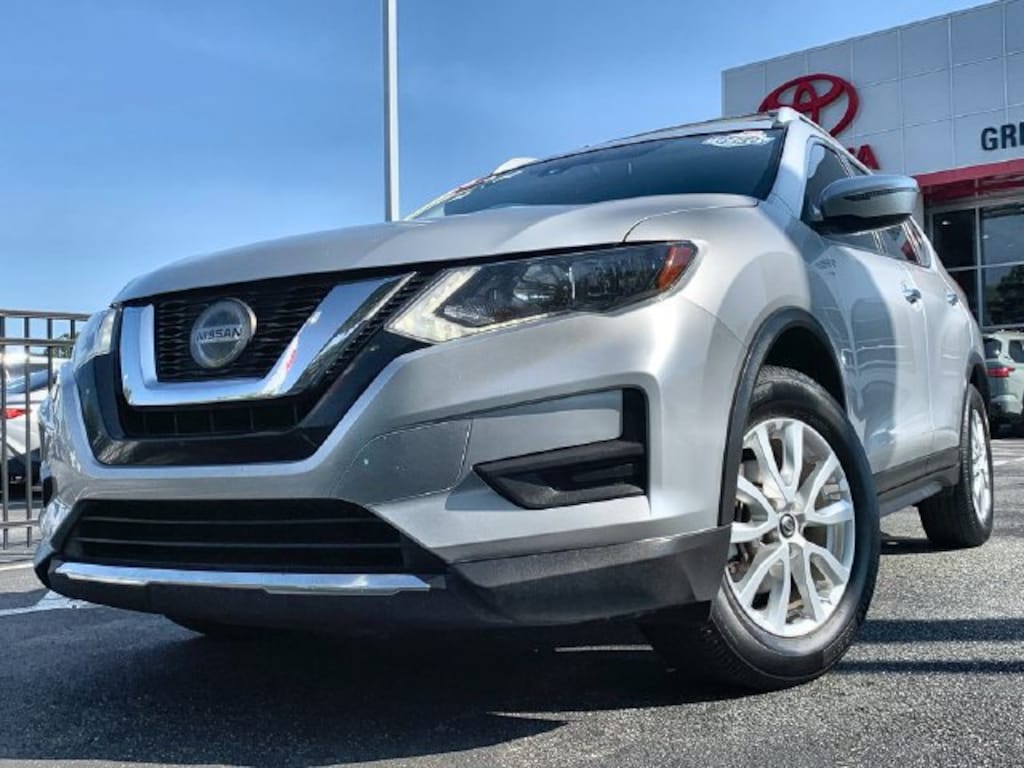 Used 2020 Nissan Rogue SV Sport Utility