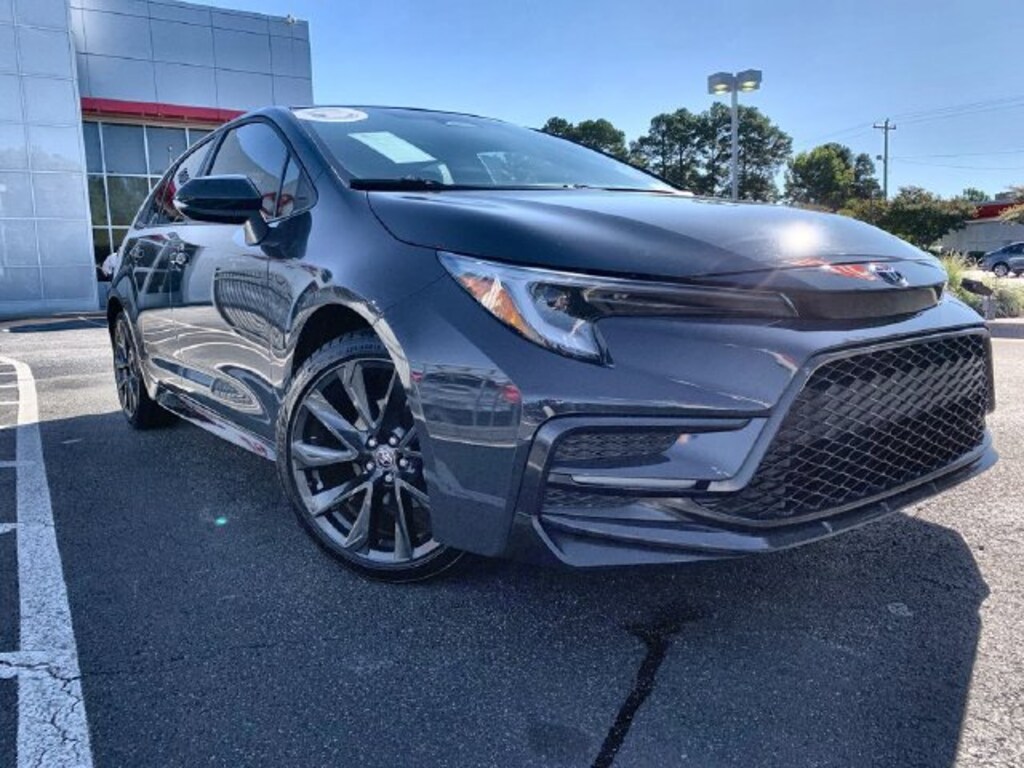 Used 2023 Toyota Corolla SE Sedan