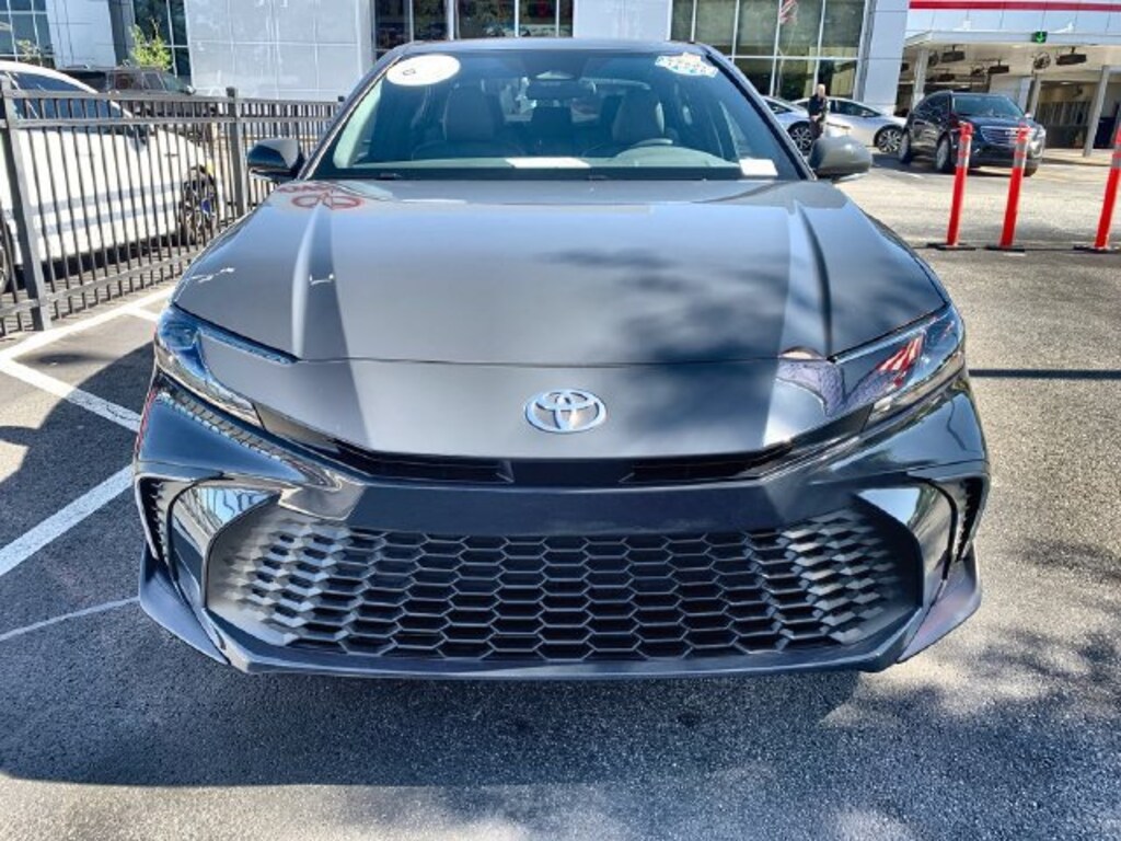 Used 2026 Toyota Camry SE Sedan