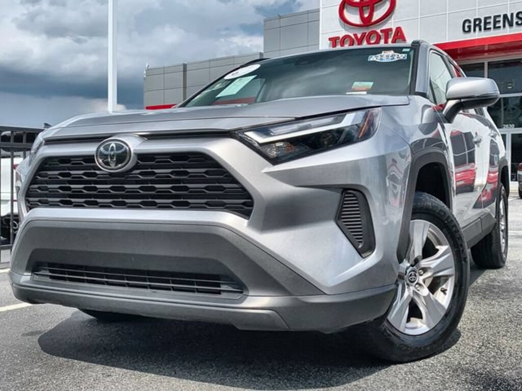 Used 2025 Toyota RAV4 XLE Sport Utility
