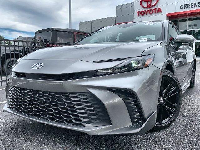 Used 2026 Toyota Camry SE Sedan