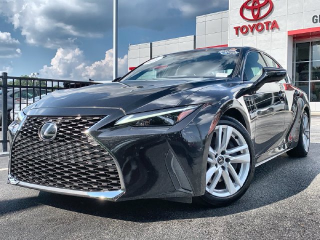 2025 Lexus IS 300