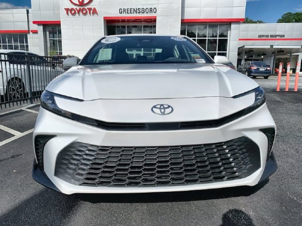 Certified 2025 Toyota Camry SE Sedan