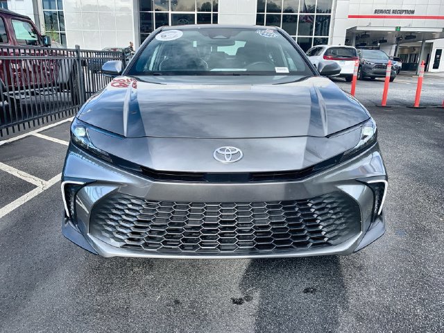 Used 2026 Toyota Camry SE Sedan