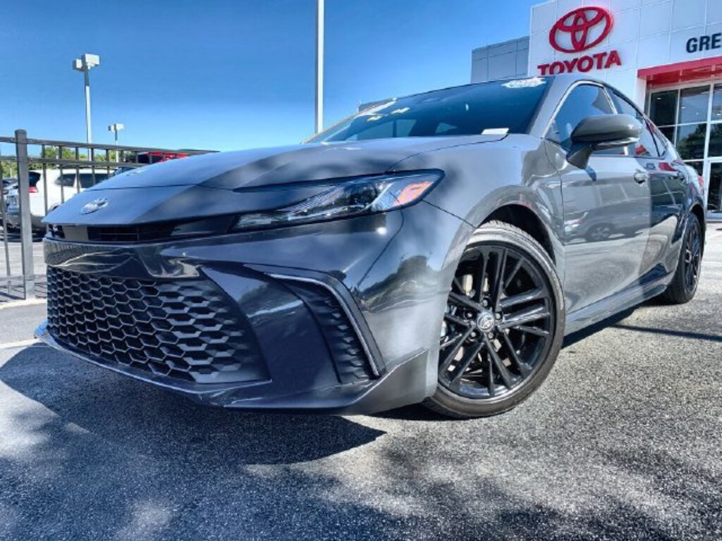 Used 2026 Toyota Camry SE Sedan